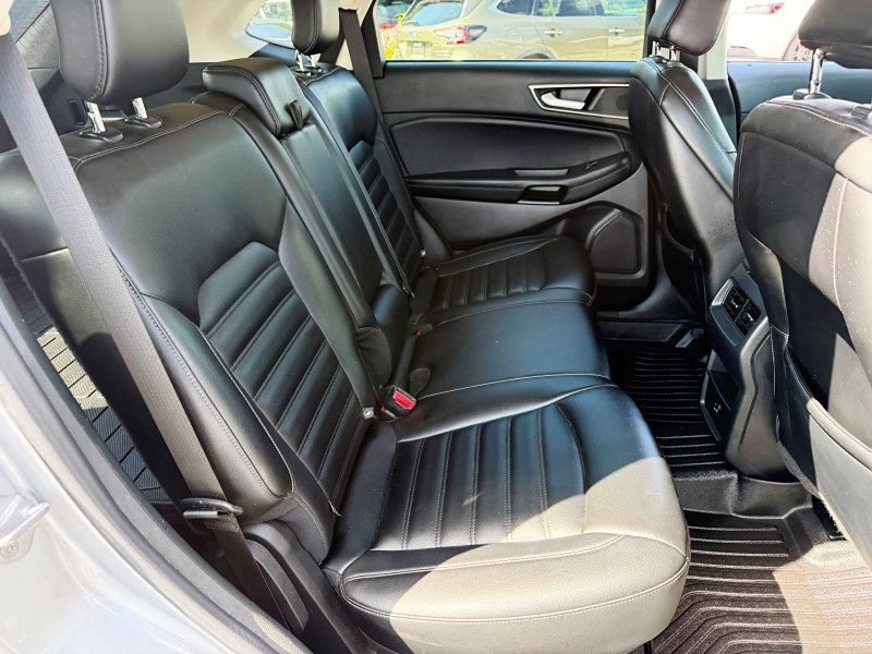 Used 2022 Ford Edge SEL AWD/4WD image 15
