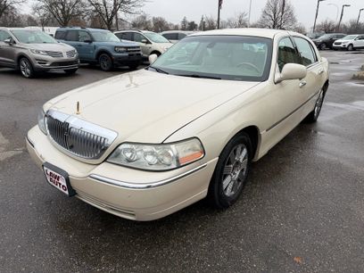 Used 2003 Lincoln Town Car Cartier