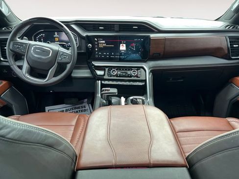 Used 2023 GMC Sierra 1500 Denali Ultimate image 10