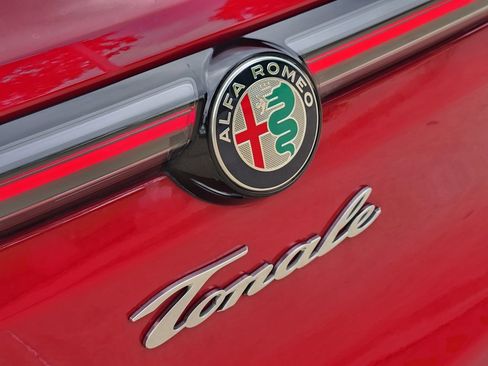 Used 2024 Alfa Romeo Tonale Ti AWD/4WD image 10