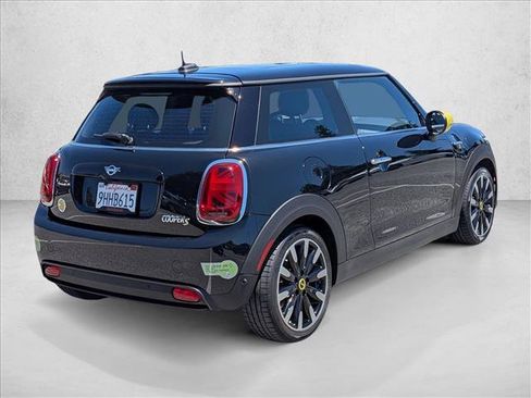 Used 2023 MINI Cooper SE FWD image 4