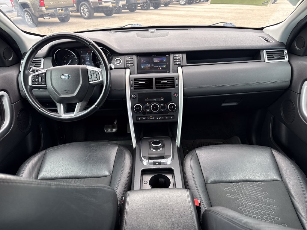 Used 2018 Land Rover Discovery Sport SE AWD/4WD image 5