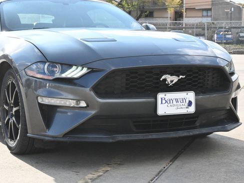Used 2019 Ford Mustang Premium image 27