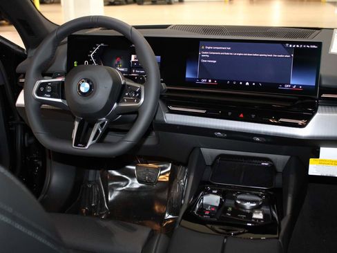 New 2026 BMW 530i image 18