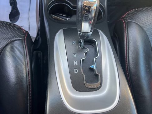 Used 2015 Dodge Journey R/T w/ Flexible Seating Group image 31