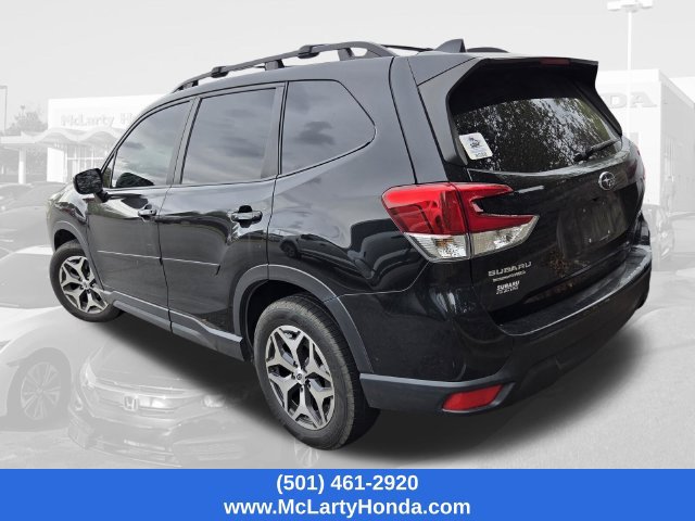 Used 2022 Subaru Forester Premium AWD/4WD image 3