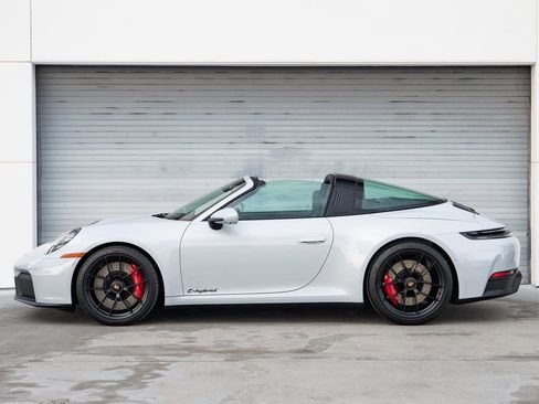 New 2026 Porsche 911 Targa 4 GTS image 2