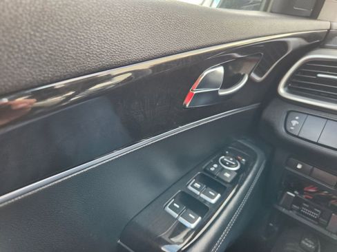 Used 2017 Kia Sorento AWD image 23