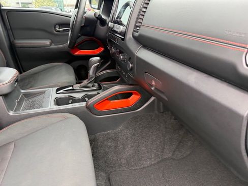 Used 2022 Nissan Frontier Pro-X image 30