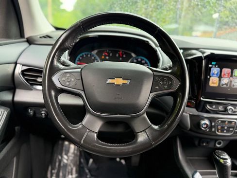 Used 2019 Chevrolet Traverse LT AWD/4WD image 46