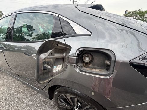 Used 2018 Honda Civic EX image 11