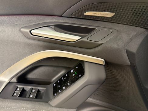 New 2026 Audi SQ5 Premium Plus AWD/4WD image 10