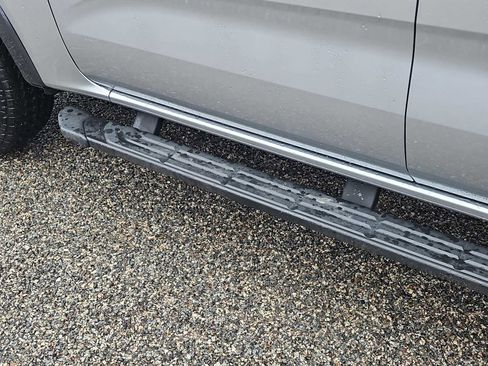 Used 2024 Ford Ranger Lariat w/ FX4 Off-Road Package image 25