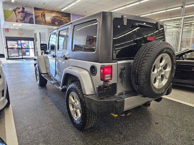 Used 2017 Jeep Wrangler Unlimited Sahara AWD/4WD image 6
