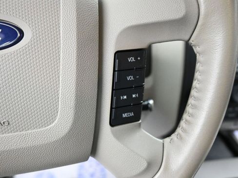 Used 2011 Ford Escape XLT image 30