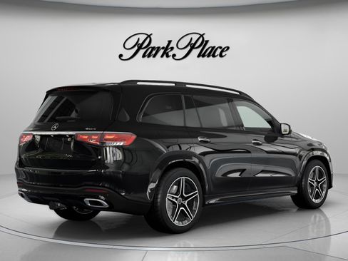 New 2026 Mercedes-Benz GLS 450 4MATIC image 21