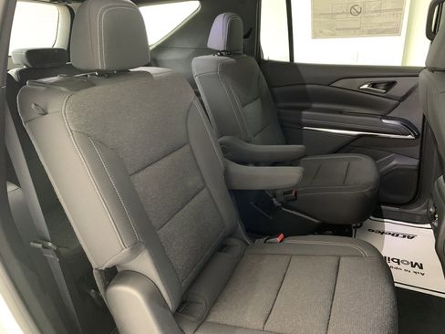 New 2026 Chevrolet Traverse LT w/ Driver Confidence Package image 38