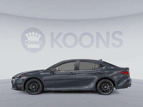 New 2026 Toyota Camry SE image 4