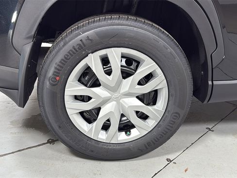New 2026 Toyota Corolla Cross L image 22