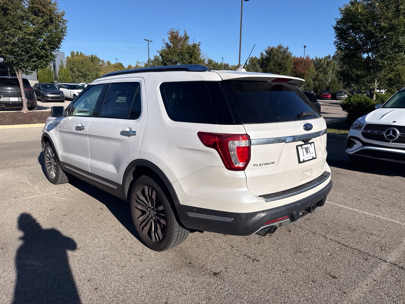 Used 2018 Ford Explorer Platinum AWD/4WD image 7