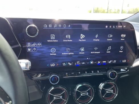 Used 2024 Chevrolet Blazer EV RS AWD/4WD image 27