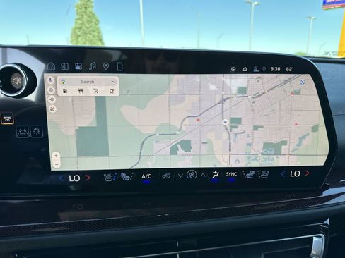 New 2026 Chevrolet Traverse RS w/ LPO, Floor Liner Package AWD/4WD image 14
