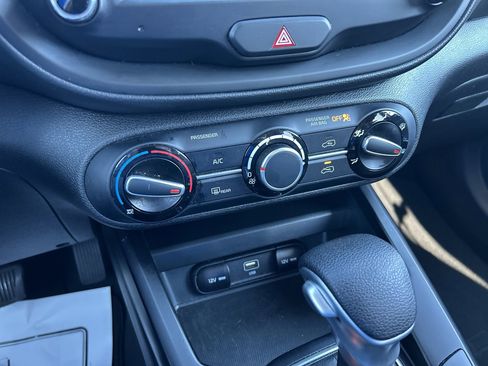 Used 2024 Kia Soul LX w/ Option Group 015 image 27