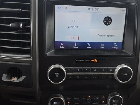 Used 2020 Ford Expedition XLT w/ Equipment Group 202A AWD/4WD image 13