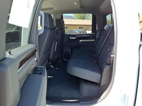 New 2026 GMC Sierra 3500 SLE w/ SLE Value Package AWD/4WD image 11