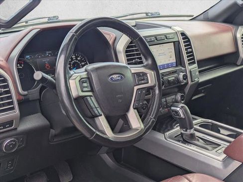 Used 2019 Ford F150 Platinum w/ Equipment Group 701A Luxury AWD/4WD image 8