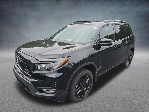 Used 2024 Honda Passport Black Edition image 4