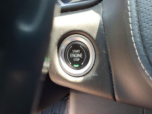 Used 2021 Chevrolet Suburban Premier image 15