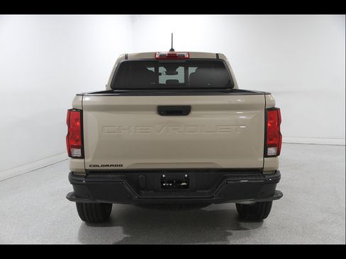 Used 2024 Chevrolet Colorado Trail Boss w/ Technology Package AWD/4WD image 21
