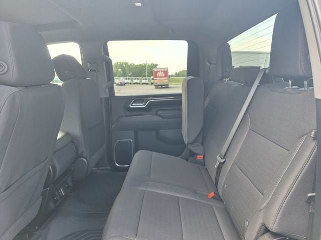 Used 2026 Chevrolet Silverado 2500 LT AWD/4WD image 41