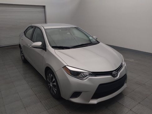 Used 2015 Toyota Corolla LE image 13