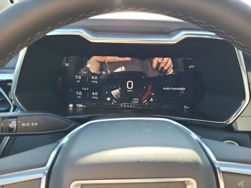 New 2026 GMC Canyon Elevation w/ Convenience Package image 10