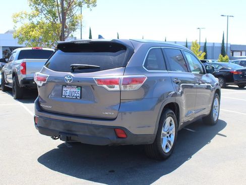 Used 2014 Toyota Highlander Limited FWD image 7