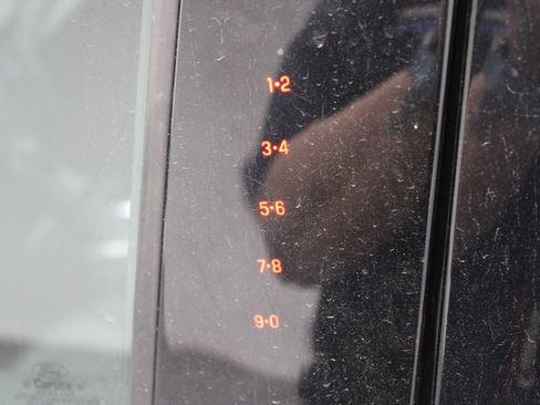 Used 2018 Ford Escape SE image 14