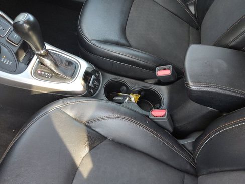 Used 2017 Jeep Compass Latitude w/ Popular Equipment Group AWD/4WD image 26