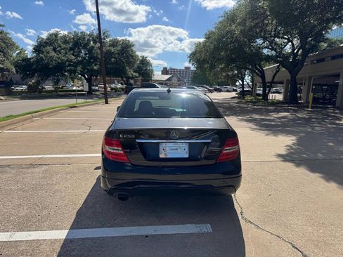 Used 2012 Mercedes-Benz C 250 Sedan image 7