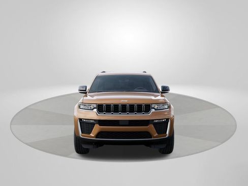 New 2026 Jeep Grand Cherokee L Limited RWD image 6