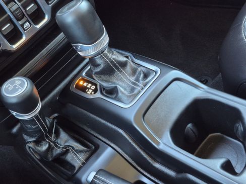 Used 2023 Jeep Wrangler Unlimited Sahara w/ Cold Weather Group image 24