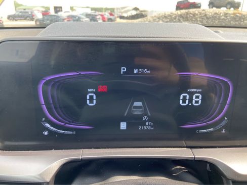 Used 2025 Kia Telluride S FWD image 29
