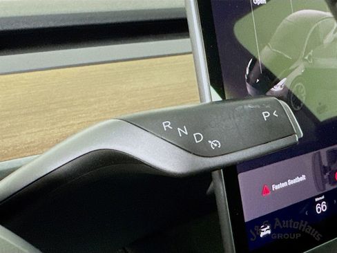 Used 2023 Tesla Model Y Long Range image 21