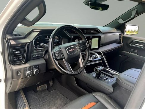 Used 2023 GMC Sierra 1500 AT4 w/ Technology Package AWD/4WD image 20
