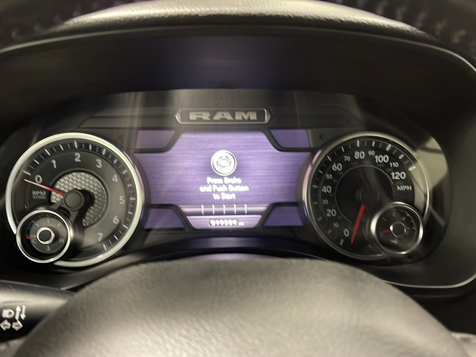 Used 2023 RAM 1500 Big Horn AWD/4WD image 5
