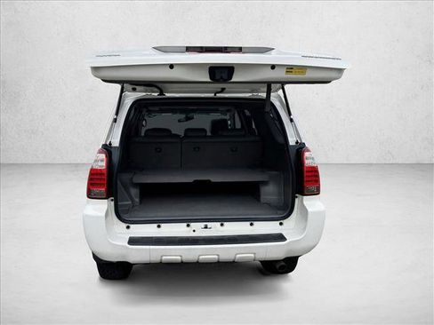 Used 2006 Toyota 4Runner SR5 RWD image 7