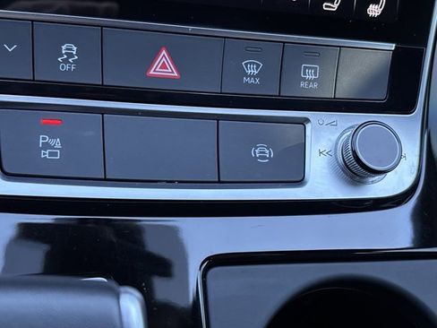 Used 2022 Audi Q7 2.0T Premium Plus image 45