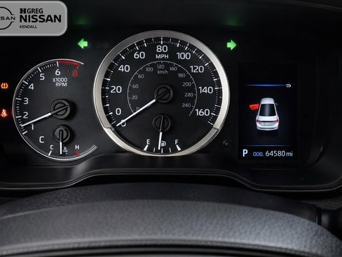 Used 2021 Toyota Corolla LE FWD image 11