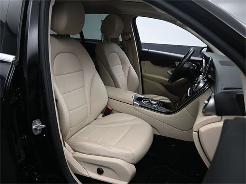 Used 2018 Mercedes-Benz GLC 300 image 28